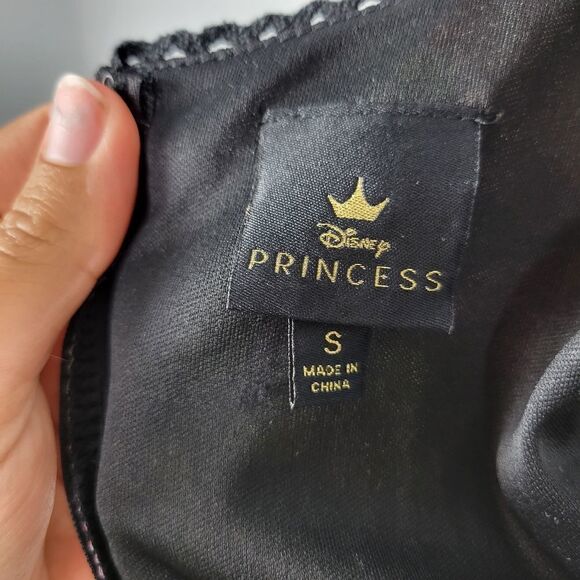 Disney Floral Sleeveless Dress. Black S#26 - Picture 13 of 15